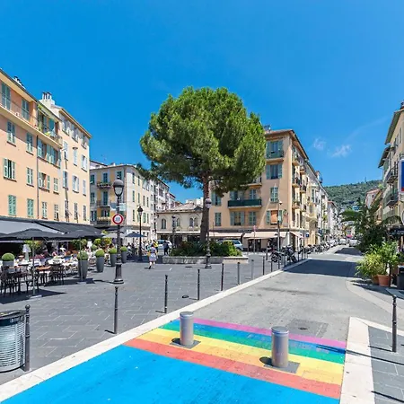 Amazing 3 Bdrs And Garden Place Du Pin Parking ! Apartament *