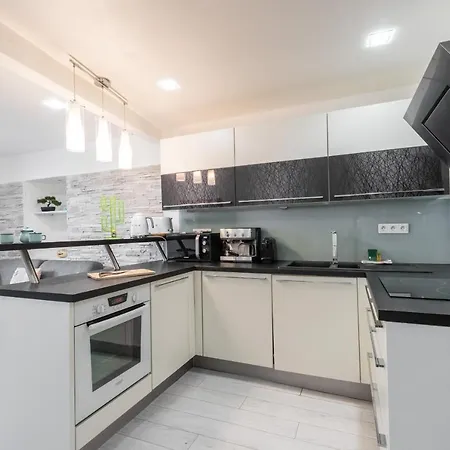 Amazing 3 Bdrs&garden Place Du Pin Parking ! Nizza