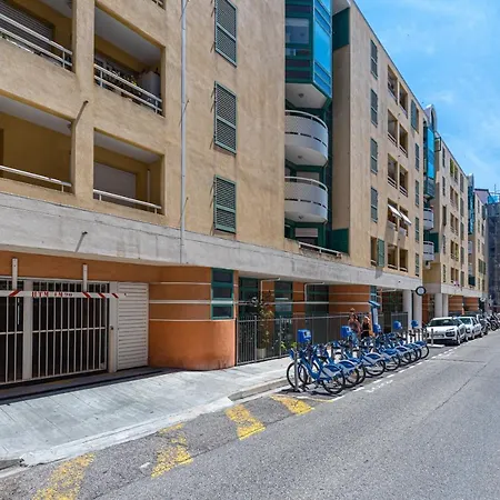 Amazing 3 Bdrs And Garden Place Du Pin Parking ! Apartament *