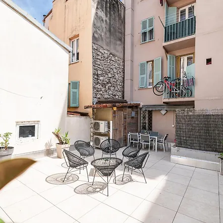 Amazing 3 Bdrs And Garden Place Du Pin Parking ! Apartament *