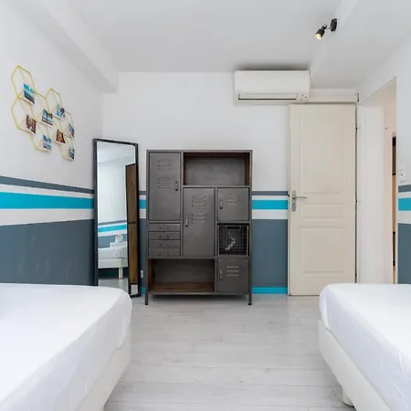 Amazing 3 Bdrs And Garden Place Du Pin Parking ! Апартаменты *