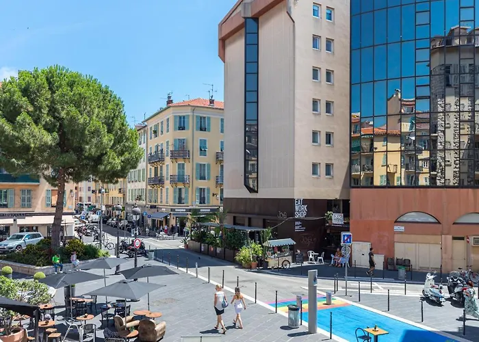 Amazing 3 Bdrs&garden Place Du Pin Parking ! *
