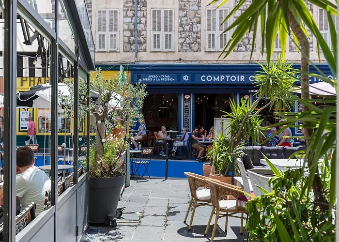Apartment Amazing 3 Bdrs&garden Place Du Pin Parking ! *