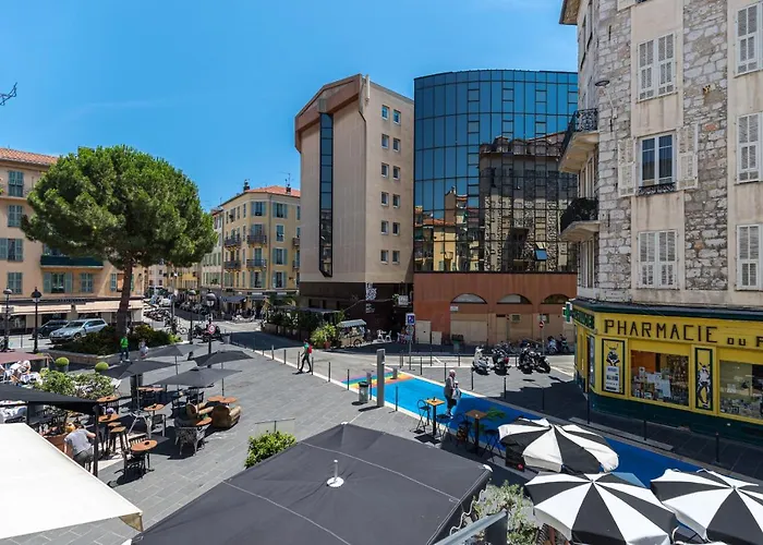 Amazing 3 Bdrs&garden Place Du Pin Parking ! *