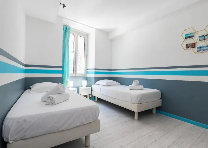 Amazing 3 Bdrs&garden Place Du Pin Parking !
