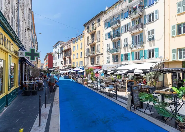 Amazing 3 Bdrs&garden Place Du Pin Parking !