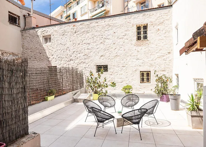 Amazing 3 Bdrs&garden Place Du Pin Parking ! Apartment Nizza